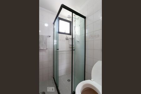 Apartamento à venda com 120m², 3 quartos e 2 vagas Apartamento à venda com 120m², 3 quartos e 2 vagasBanheiro da suíte