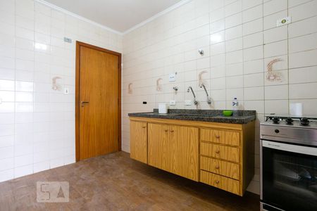 Apartamento à venda com 120m², 3 quartos e 2 vagas Apartamento à venda com 120m², 3 quartos e 2 vagasCozinha