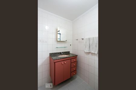 Apartamento à venda com 120m², 3 quartos e 2 vagas Apartamento à venda com 120m², 3 quartos e 2 vagasBanheiro da suíte