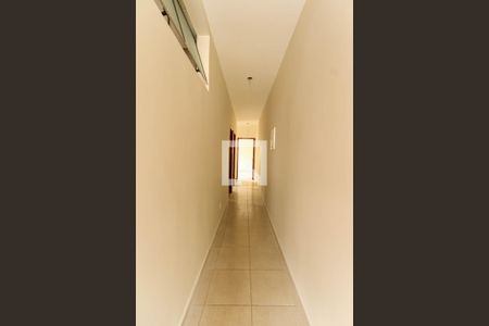 Casa à venda com 187m², 4 quartos e 2 vagasCorredor