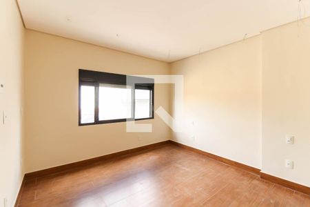 Casa à venda com 187m², 4 quartos e 2 vagasSuite