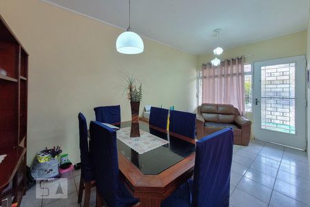 Casa para alugar com 197m², 3 quartos e 4 vagasSala