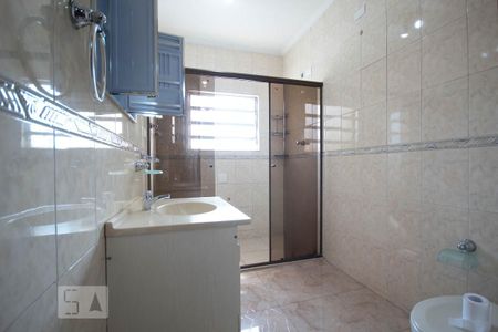 Casa à venda com 250m², 3 quartos e 4 vagas Casa à venda com 250m², 3 quartos e 4 vagasBanheiro da Suíte