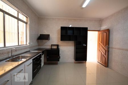 Casa à venda com 250m², 3 quartos e 4 vagas Casa à venda com 250m², 3 quartos e 4 vagasCozinha