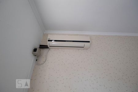 Casa à venda com 250m², 3 quartos e 4 vagas Casa à venda com 250m², 3 quartos e 4 vagasDetalhe da Suíte