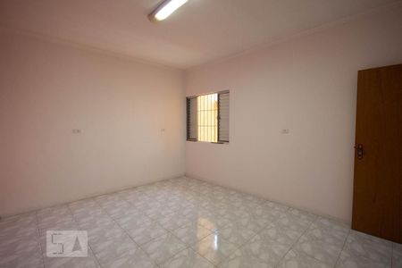 Casa à venda com 250m², 3 quartos e 4 vagas Casa à venda com 250m², 3 quartos e 4 vagasQuarto 2