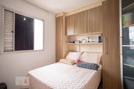 Quarto 1 de apartamento à venda com 2 quartos, 54m² em Km 18, Osasco