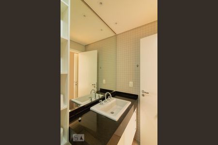 Apartamento à venda com 71m², 1 quarto e 1 vagaBanheiro Suíte