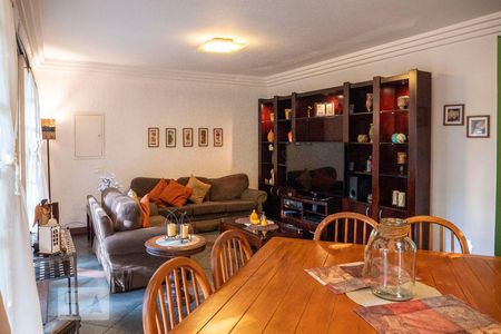 Sala de casa à venda com 4 quartos, 238m² em Vila Vera, São Paulo