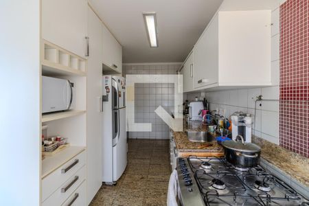 Apartamento à venda com 140m², 3 quartos e 2 vagasCozinha