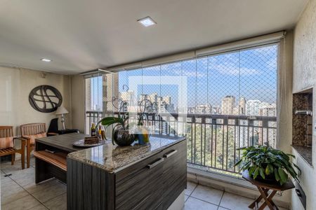 Apartamento à venda com 140m², 3 quartos e 2 vagasVaranda