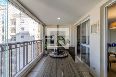 Varanda de apartamento à venda com 3 quartos, 140m² em Paraíso do Morumbi, São Paulo