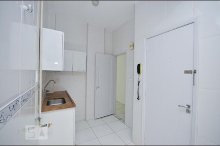 Apartamento para alugar com 70m², 2 quartos e 1 vagaCozinha