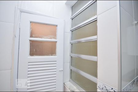 Apartamento para alugar com 70m², 2 quartos e 1 vagaBanheiro de Serviço