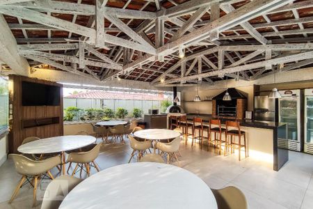 Apartamento à venda com 130m², 4 quartos e 2 vagas Apartamento à venda com 130m², 4 quartos e 2 vagasÁrea Comum - Área Gourmet