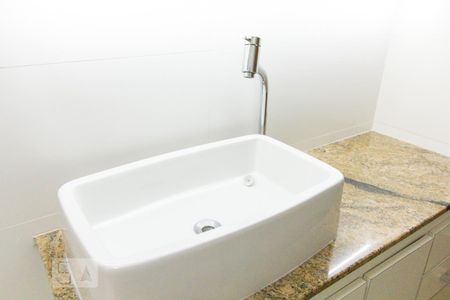 Apartamento à venda com 75m², 2 quartos e 1 vaga Apartamento à venda com 75m², 2 quartos e 1 vagaBanheiro Quarto 2 - Suíte