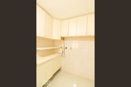 Apartamento à venda com 75m², 2 quartos e 1 vaga Apartamento à venda com 75m², 2 quartos e 1 vagaCozinha