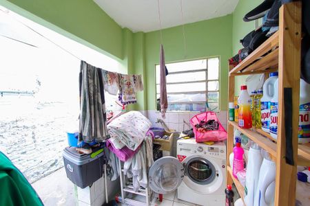 Casa à venda com 140m², 2 quartos e 2 vagas Casa à venda com 140m², 2 quartos e 2 vagasArea de Serviço