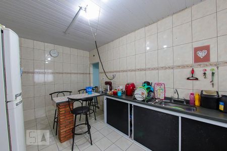 Casa à venda com 140m², 2 quartos e 2 vagas Casa à venda com 140m², 2 quartos e 2 vagasCozinha