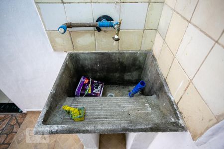 Casa para alugar com 50m², 1 quarto e sem vagaÁrea de serviço e quintal