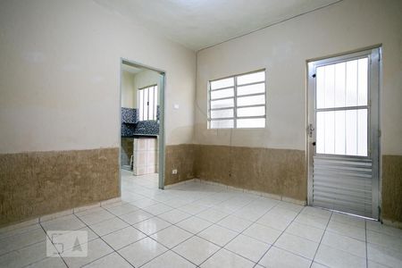 Sala de casa para alugar com 1 quarto, 50m² em Vila Santa Maria, São Paulo