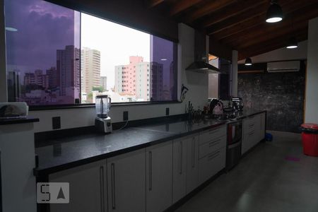 Apartamento à venda com 140m², 2 quartos e 2 vagasCozinha