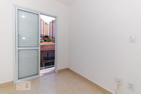 Quarto 1 de casa de condomínio para alugar com 2 quartos, 55m² em Vila Nivi, São Paulo