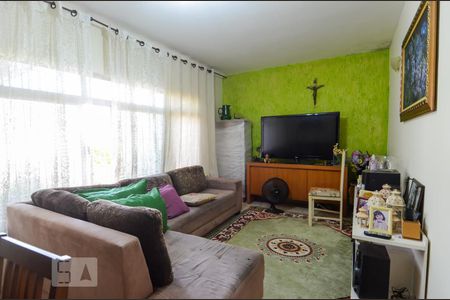 Sala de Estar de casa à venda com 3 quartos, 210m² em Gopoúva, Guarulhos