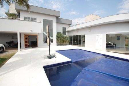 Casa de condomínio à venda com 500m², 6 quartos e 3 vagas Casa de condomínio à venda com 500m², 6 quartos e 3 vagasPiscina