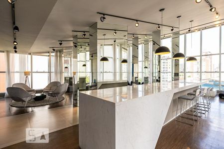 Apartamento à venda com 43m², 1 quarto e 1 vaga Apartamento à venda com 43m², 1 quarto e 1 vagaÁrea comum - Salão de festas