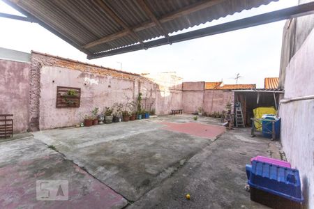 Casa à venda com 224m², 3 quartos e 3 vagasQuintal
