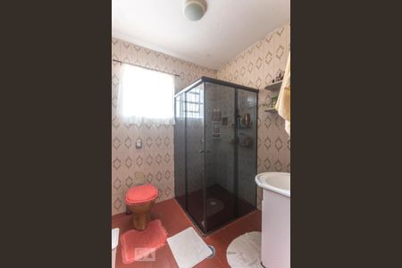 Casa à venda com 224m², 3 quartos e 3 vagasBanheiro