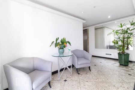 Apartamento para alugar com 38m², 1 quarto e 1 vaga Apartamento para alugar com 38m², 1 quarto e 1 vagaHall social