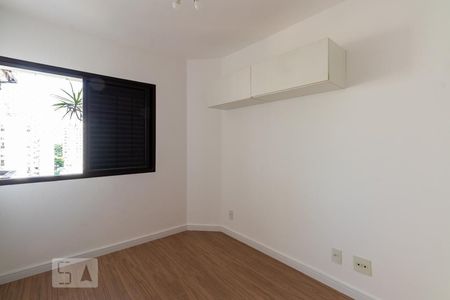 Quarto  de apartamento para alugar com 1 quarto, 42m² em Moema, São Paulo