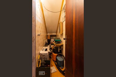 Casa à venda com 300m², 4 quartos e 2 vagas Casa à venda com 300m², 4 quartos e 2 vagasBanheiro