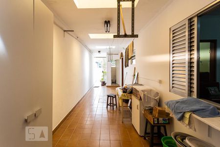 Casa à venda com 300m², 4 quartos e 2 vagas Casa à venda com 300m², 4 quartos e 2 vagasÁrea de Serviço