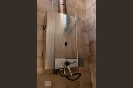 Casa à venda com 300m², 4 quartos e 2 vagas Casa à venda com 300m², 4 quartos e 2 vagasGás