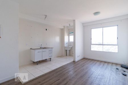 Sala de apartamento para alugar com 2 quartos, 44m² em Conceição, Osasco