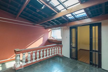 Casa à venda com 186m², 3 quartos e 2 vagasTerraço com Churrasqueira