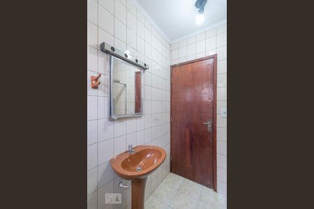 Casa à venda com 186m², 3 quartos e 2 vagasBanheiro