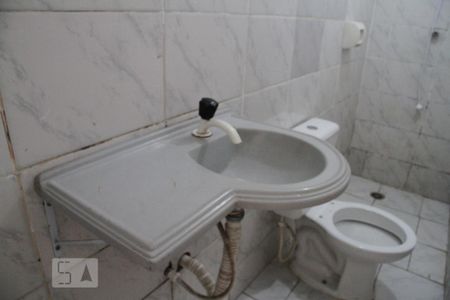 banheiro de casa para alugar com 1 quarto, 30m² em Vila Prudente, São Paulo