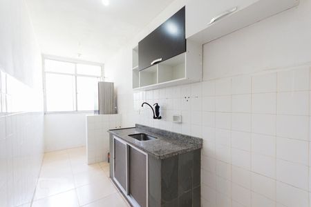 Apartamento à venda com 48m², 2 quartos e 1 vagaCozinha e Área de Serviço