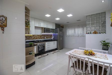 Apartamento à venda com 94m², 3 quartos e 1 vaga Apartamento à venda com 94m², 3 quartos e 1 vagaCozinha