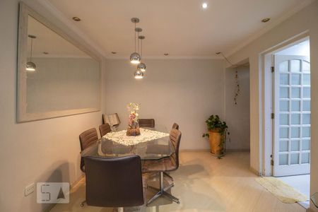 Apartamento à venda com 94m², 3 quartos e 1 vaga Apartamento à venda com 94m², 3 quartos e 1 vagaSala de Jantar