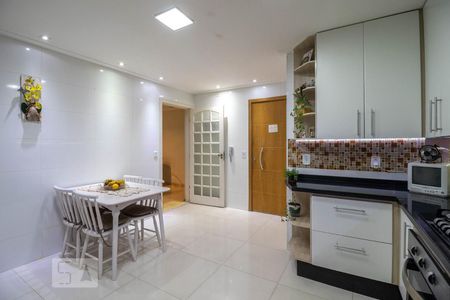 Apartamento à venda com 94m², 3 quartos e 1 vaga Apartamento à venda com 94m², 3 quartos e 1 vagaCozinha