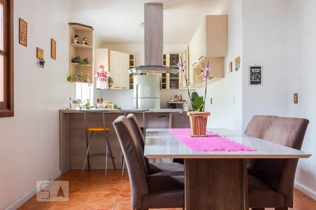 Cozinha de casa à venda com 3 quartos, 590m² em Igara, Canoas