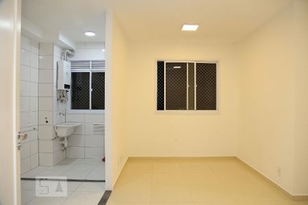 Apartamento à venda com 2 quartos, 42m² em Parque Reboucas, São Paulo