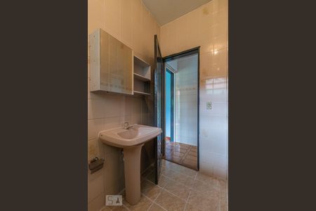 Casa para alugar com 60m², 1 quarto e sem vaga Casa para alugar com 60m², 1 quarto e sem vagaBanheiro