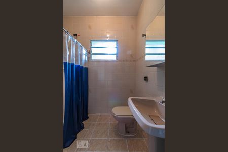 Casa para alugar com 60m², 1 quarto e sem vaga Casa para alugar com 60m², 1 quarto e sem vagaBanheiro