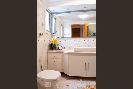 Apartamento à venda com 190m², 3 quartos e 3 vagasBanheiro da suíte 3